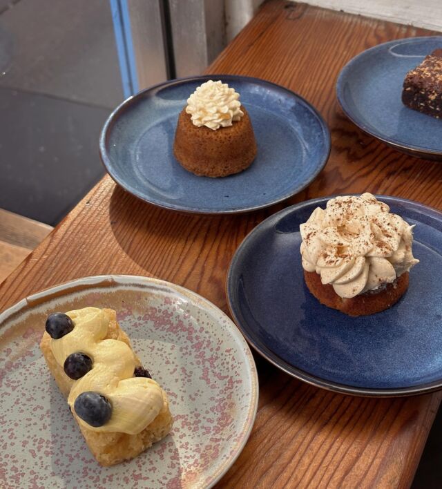 We always have lots of options of gluten free and vegan cakes 🌸

Pop in to try one of them with an oat flat white or coconut latte🌱🥥☀️✨
